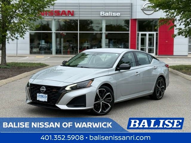 2023 Nissan Altima 2.5 SR in Brilliant Silver Metallic — front three-quarter view