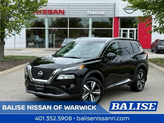 2023 Nissan Rogue SL in Super Black — front three-quarter view